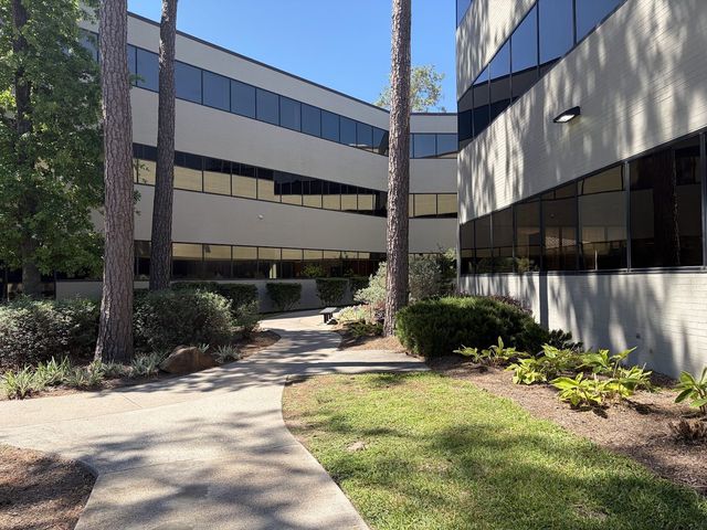 Medical office building at 500 Medical Center Blvd in Conroe, TX, where Dr. Syed Ali Fahad Kazmi sees patients